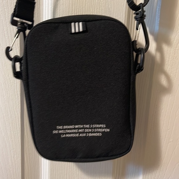 Adidas bag - Picture 3 of 3